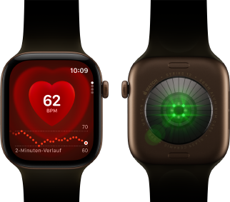 Zwei Apple Watch Series 12 Geräte, Aluminiumgehäuse, Farbe Dunkelbronze mit Sportarmband Oliv, eine zeigt die Herzfrequenz App, die andere das System zur Gesundheitserkennung auf der Rückseite der Watch mit grün leuchtenden LEDs